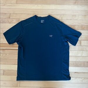 Arc'teryx Men's Navy Short Sleeve Tee